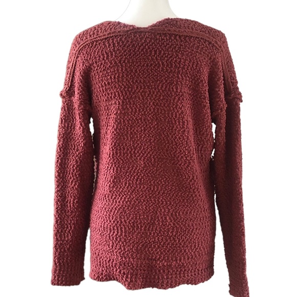 NWT Pink Rose V-Neck Long Sleeve Women’s Soft Sweater in Gothic Rose Color Sz S - Picture 2 of 12